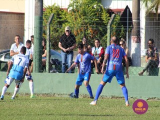 
<a style='margin-left: 5px;' class='btn btn-xs btn-social btn-facebook' href='https://www.facebook.com/sharer/sharer.php?u=https://www.boladovale.com.br/imgs/800-800-90/conteudo/fotos/1630/img3977.jpg' rel='popup' data-width='500' data-height='400'><i class='fa fa-facebook'></i>Compartilhar <span class='hidden-xs'>no Facebook</span>
</a> 
<a class='btn btn-default btn-xs' target='_blank' href='imgs/800-800-90/conteudo/fotos/1630/img3977.jpg'>
<span class='glyphicon glyphicon-cloud-download'></span> Salvar
</a> 
<span></span>