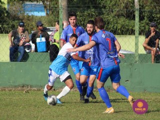 
<a style='margin-left: 5px;' class='btn btn-xs btn-social btn-facebook' href='https://www.facebook.com/sharer/sharer.php?u=https://www.boladovale.com.br/imgs/800-800-90/conteudo/fotos/1630/img3982.jpg' rel='popup' data-width='500' data-height='400'><i class='fa fa-facebook'></i>Compartilhar <span class='hidden-xs'>no Facebook</span>
</a> 
<a class='btn btn-default btn-xs' target='_blank' href='imgs/800-800-90/conteudo/fotos/1630/img3982.jpg'>
<span class='glyphicon glyphicon-cloud-download'></span> Salvar
</a> 
<span></span>