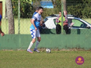 
<a style='margin-left: 5px;' class='btn btn-xs btn-social btn-facebook' href='https://www.facebook.com/sharer/sharer.php?u=https://www.boladovale.com.br/imgs/800-800-90/conteudo/fotos/1630/img3989.jpg' rel='popup' data-width='500' data-height='400'><i class='fa fa-facebook'></i>Compartilhar <span class='hidden-xs'>no Facebook</span>
</a> 
<a class='btn btn-default btn-xs' target='_blank' href='imgs/800-800-90/conteudo/fotos/1630/img3989.jpg'>
<span class='glyphicon glyphicon-cloud-download'></span> Salvar
</a> 
<span></span>