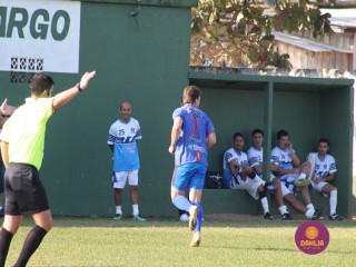 
<a style='margin-left: 5px;' class='btn btn-xs btn-social btn-facebook' href='https://www.facebook.com/sharer/sharer.php?u=https://www.boladovale.com.br/imgs/800-800-90/conteudo/fotos/1630/img3994.jpg' rel='popup' data-width='500' data-height='400'><i class='fa fa-facebook'></i>Compartilhar <span class='hidden-xs'>no Facebook</span>
</a> 
<a class='btn btn-default btn-xs' target='_blank' href='imgs/800-800-90/conteudo/fotos/1630/img3994.jpg'>
<span class='glyphicon glyphicon-cloud-download'></span> Salvar
</a> 
<span></span>