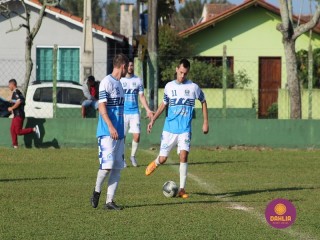 
<a style='margin-left: 5px;' class='btn btn-xs btn-social btn-facebook' href='https://www.facebook.com/sharer/sharer.php?u=https://www.boladovale.com.br/imgs/800-800-90/conteudo/fotos/1630/img3997.jpg' rel='popup' data-width='500' data-height='400'><i class='fa fa-facebook'></i>Compartilhar <span class='hidden-xs'>no Facebook</span>
</a> 
<a class='btn btn-default btn-xs' target='_blank' href='imgs/800-800-90/conteudo/fotos/1630/img3997.jpg'>
<span class='glyphicon glyphicon-cloud-download'></span> Salvar
</a> 
<span></span>