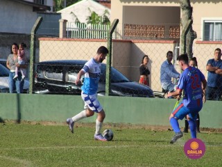 
<a style='margin-left: 5px;' class='btn btn-xs btn-social btn-facebook' href='https://www.facebook.com/sharer/sharer.php?u=https://www.boladovale.com.br/imgs/800-800-90/conteudo/fotos/1630/img4009.jpg' rel='popup' data-width='500' data-height='400'><i class='fa fa-facebook'></i>Compartilhar <span class='hidden-xs'>no Facebook</span>
</a> 
<a class='btn btn-default btn-xs' target='_blank' href='imgs/800-800-90/conteudo/fotos/1630/img4009.jpg'>
<span class='glyphicon glyphicon-cloud-download'></span> Salvar
</a> 
<span></span>