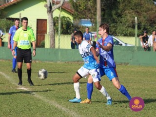 
<a style='margin-left: 5px;' class='btn btn-xs btn-social btn-facebook' href='https://www.facebook.com/sharer/sharer.php?u=https://www.boladovale.com.br/imgs/800-800-90/conteudo/fotos/1630/img4014.jpg' rel='popup' data-width='500' data-height='400'><i class='fa fa-facebook'></i>Compartilhar <span class='hidden-xs'>no Facebook</span>
</a> 
<a class='btn btn-default btn-xs' target='_blank' href='imgs/800-800-90/conteudo/fotos/1630/img4014.jpg'>
<span class='glyphicon glyphicon-cloud-download'></span> Salvar
</a> 
<span></span>