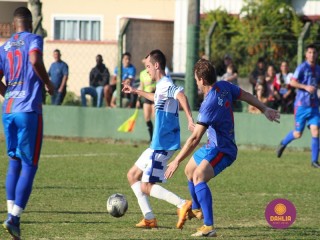 
<a style='margin-left: 5px;' class='btn btn-xs btn-social btn-facebook' href='https://www.facebook.com/sharer/sharer.php?u=https://www.boladovale.com.br/imgs/800-800-90/conteudo/fotos/1630/img4031.jpg' rel='popup' data-width='500' data-height='400'><i class='fa fa-facebook'></i>Compartilhar <span class='hidden-xs'>no Facebook</span>
</a> 
<a class='btn btn-default btn-xs' target='_blank' href='imgs/800-800-90/conteudo/fotos/1630/img4031.jpg'>
<span class='glyphicon glyphicon-cloud-download'></span> Salvar
</a> 
<span></span>
