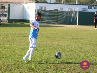 
<a style='margin-left: 5px;' class='btn btn-xs btn-social btn-facebook' href='https://www.facebook.com/sharer/sharer.php?u=https://www.boladovale.com.br/imgs/800-800-90/conteudo/fotos/1630/img4033.jpg' rel='popup' data-width='500' data-height='400'><i class='fa fa-facebook'></i>Compartilhar <span class='hidden-xs'>no Facebook</span>
</a> 
<a class='btn btn-default btn-xs' target='_blank' href='imgs/800-800-90/conteudo/fotos/1630/img4033.jpg'>
<span class='glyphicon glyphicon-cloud-download'></span> Salvar
</a> 
<span></span>