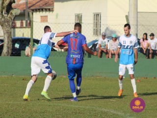 
<a style='margin-left: 5px;' class='btn btn-xs btn-social btn-facebook' href='https://www.facebook.com/sharer/sharer.php?u=https://www.boladovale.com.br/imgs/800-800-90/conteudo/fotos/1630/img4069.jpg' rel='popup' data-width='500' data-height='400'><i class='fa fa-facebook'></i>Compartilhar <span class='hidden-xs'>no Facebook</span>
</a> 
<a class='btn btn-default btn-xs' target='_blank' href='imgs/800-800-90/conteudo/fotos/1630/img4069.jpg'>
<span class='glyphicon glyphicon-cloud-download'></span> Salvar
</a> 
<span></span>
