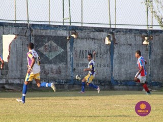 
<a style='margin-left: 5px;' class='btn btn-xs btn-social btn-facebook' href='https://www.facebook.com/sharer/sharer.php?u=https://www.boladovale.com.br/imgs/800-800-90/conteudo/fotos/1631/img4126.jpg' rel='popup' data-width='500' data-height='400'><i class='fa fa-facebook'></i>Compartilhar <span class='hidden-xs'>no Facebook</span>
</a> 
<a class='btn btn-default btn-xs' target='_blank' href='imgs/800-800-90/conteudo/fotos/1631/img4126.jpg'>
<span class='glyphicon glyphicon-cloud-download'></span> Salvar
</a> 
<span></span>