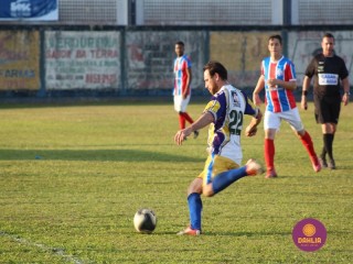 
<a style='margin-left: 5px;' class='btn btn-xs btn-social btn-facebook' href='https://www.facebook.com/sharer/sharer.php?u=https://www.boladovale.com.br/imgs/800-800-90/conteudo/fotos/1631/img4161.jpg' rel='popup' data-width='500' data-height='400'><i class='fa fa-facebook'></i>Compartilhar <span class='hidden-xs'>no Facebook</span>
</a> 
<a class='btn btn-default btn-xs' target='_blank' href='imgs/800-800-90/conteudo/fotos/1631/img4161.jpg'>
<span class='glyphicon glyphicon-cloud-download'></span> Salvar
</a> 
<span></span>