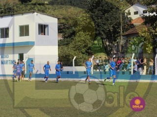 
<a style='margin-left: 5px;' class='btn btn-xs btn-social btn-facebook' href='https://www.facebook.com/sharer/sharer.php?u=https://www.boladovale.com.br/imgs/800-800-90/conteudo/fotos/1632/img4322.jpg' rel='popup' data-width='500' data-height='400'><i class='fa fa-facebook'></i>Compartilhar <span class='hidden-xs'>no Facebook</span>
</a> 
<a class='btn btn-default btn-xs' target='_blank' href='imgs/800-800-90/conteudo/fotos/1632/img4322.jpg'>
<span class='glyphicon glyphicon-cloud-download'></span> Salvar
</a> 
<span></span>