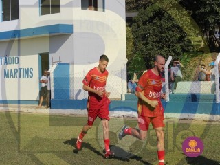 
<a style='margin-left: 5px;' class='btn btn-xs btn-social btn-facebook' href='https://www.facebook.com/sharer/sharer.php?u=https://www.boladovale.com.br/imgs/800-800-90/conteudo/fotos/1632/img4345.jpg' rel='popup' data-width='500' data-height='400'><i class='fa fa-facebook'></i>Compartilhar <span class='hidden-xs'>no Facebook</span>
</a> 
<a class='btn btn-default btn-xs' target='_blank' href='imgs/800-800-90/conteudo/fotos/1632/img4345.jpg'>
<span class='glyphicon glyphicon-cloud-download'></span> Salvar
</a> 
<span></span>