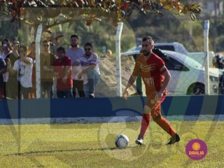 
<a style='margin-left: 5px;' class='btn btn-xs btn-social btn-facebook' href='https://www.facebook.com/sharer/sharer.php?u=https://www.boladovale.com.br/imgs/800-800-90/conteudo/fotos/1632/img4379.jpg' rel='popup' data-width='500' data-height='400'><i class='fa fa-facebook'></i>Compartilhar <span class='hidden-xs'>no Facebook</span>
</a> 
<a class='btn btn-default btn-xs' target='_blank' href='imgs/800-800-90/conteudo/fotos/1632/img4379.jpg'>
<span class='glyphicon glyphicon-cloud-download'></span> Salvar
</a> 
<span></span>