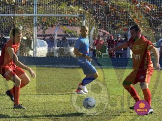 
<a style='margin-left: 5px;' class='btn btn-xs btn-social btn-facebook' href='https://www.facebook.com/sharer/sharer.php?u=https://www.boladovale.com.br/imgs/800-800-90/conteudo/fotos/1632/img4382.jpg' rel='popup' data-width='500' data-height='400'><i class='fa fa-facebook'></i>Compartilhar <span class='hidden-xs'>no Facebook</span>
</a> 
<a class='btn btn-default btn-xs' target='_blank' href='imgs/800-800-90/conteudo/fotos/1632/img4382.jpg'>
<span class='glyphicon glyphicon-cloud-download'></span> Salvar
</a> 
<span></span>