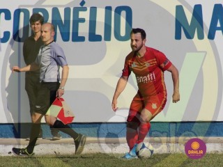 
<a style='margin-left: 5px;' class='btn btn-xs btn-social btn-facebook' href='https://www.facebook.com/sharer/sharer.php?u=https://www.boladovale.com.br/imgs/800-800-90/conteudo/fotos/1632/img4419.jpg' rel='popup' data-width='500' data-height='400'><i class='fa fa-facebook'></i>Compartilhar <span class='hidden-xs'>no Facebook</span>
</a> 
<a class='btn btn-default btn-xs' target='_blank' href='imgs/800-800-90/conteudo/fotos/1632/img4419.jpg'>
<span class='glyphicon glyphicon-cloud-download'></span> Salvar
</a> 
<span></span>