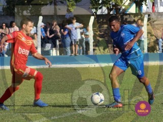 
<a style='margin-left: 5px;' class='btn btn-xs btn-social btn-facebook' href='https://www.facebook.com/sharer/sharer.php?u=https://www.boladovale.com.br/imgs/800-800-90/conteudo/fotos/1632/img4427.jpg' rel='popup' data-width='500' data-height='400'><i class='fa fa-facebook'></i>Compartilhar <span class='hidden-xs'>no Facebook</span>
</a> 
<a class='btn btn-default btn-xs' target='_blank' href='imgs/800-800-90/conteudo/fotos/1632/img4427.jpg'>
<span class='glyphicon glyphicon-cloud-download'></span> Salvar
</a> 
<span></span>