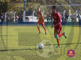 
<a style='margin-left: 5px;' class='btn btn-xs btn-social btn-facebook' href='https://www.facebook.com/sharer/sharer.php?u=https://www.boladovale.com.br/imgs/800-800-90/conteudo/fotos/1632/img4433.jpg' rel='popup' data-width='500' data-height='400'><i class='fa fa-facebook'></i>Compartilhar <span class='hidden-xs'>no Facebook</span>
</a> 
<a class='btn btn-default btn-xs' target='_blank' href='imgs/800-800-90/conteudo/fotos/1632/img4433.jpg'>
<span class='glyphicon glyphicon-cloud-download'></span> Salvar
</a> 
<span></span>