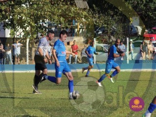 
<a style='margin-left: 5px;' class='btn btn-xs btn-social btn-facebook' href='https://www.facebook.com/sharer/sharer.php?u=https://www.boladovale.com.br/imgs/800-800-90/conteudo/fotos/1632/img4435.jpg' rel='popup' data-width='500' data-height='400'><i class='fa fa-facebook'></i>Compartilhar <span class='hidden-xs'>no Facebook</span>
</a> 
<a class='btn btn-default btn-xs' target='_blank' href='imgs/800-800-90/conteudo/fotos/1632/img4435.jpg'>
<span class='glyphicon glyphicon-cloud-download'></span> Salvar
</a> 
<span></span>