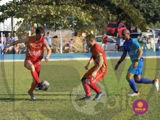 
<a style='margin-left: 5px;' class='btn btn-xs btn-social btn-facebook' href='https://www.facebook.com/sharer/sharer.php?u=https://www.boladovale.com.br/imgs/800-800-90/conteudo/fotos/1632/img4490.jpg' rel='popup' data-width='500' data-height='400'><i class='fa fa-facebook'></i>Compartilhar <span class='hidden-xs'>no Facebook</span>
</a> 
<a class='btn btn-default btn-xs' target='_blank' href='imgs/800-800-90/conteudo/fotos/1632/img4490.jpg'>
<span class='glyphicon glyphicon-cloud-download'></span> Salvar
</a> 
<span></span>