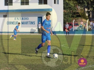
<a style='margin-left: 5px;' class='btn btn-xs btn-social btn-facebook' href='https://www.facebook.com/sharer/sharer.php?u=https://www.boladovale.com.br/imgs/800-800-90/conteudo/fotos/1632/img4521.jpg' rel='popup' data-width='500' data-height='400'><i class='fa fa-facebook'></i>Compartilhar <span class='hidden-xs'>no Facebook</span>
</a> 
<a class='btn btn-default btn-xs' target='_blank' href='imgs/800-800-90/conteudo/fotos/1632/img4521.jpg'>
<span class='glyphicon glyphicon-cloud-download'></span> Salvar
</a> 
<span></span>