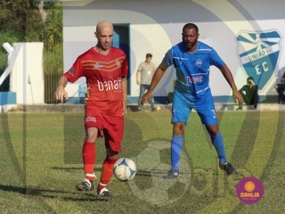 
<a style='margin-left: 5px;' class='btn btn-xs btn-social btn-facebook' href='https://www.facebook.com/sharer/sharer.php?u=https://www.boladovale.com.br/imgs/800-800-90/conteudo/fotos/1632/img4526.jpg' rel='popup' data-width='500' data-height='400'><i class='fa fa-facebook'></i>Compartilhar <span class='hidden-xs'>no Facebook</span>
</a> 
<a class='btn btn-default btn-xs' target='_blank' href='imgs/800-800-90/conteudo/fotos/1632/img4526.jpg'>
<span class='glyphicon glyphicon-cloud-download'></span> Salvar
</a> 
<span></span>