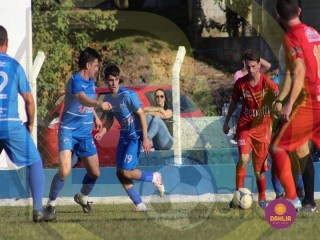 
<a style='margin-left: 5px;' class='btn btn-xs btn-social btn-facebook' href='https://www.facebook.com/sharer/sharer.php?u=https://www.boladovale.com.br/imgs/800-800-90/conteudo/fotos/1632/img4551.jpg' rel='popup' data-width='500' data-height='400'><i class='fa fa-facebook'></i>Compartilhar <span class='hidden-xs'>no Facebook</span>
</a> 
<a class='btn btn-default btn-xs' target='_blank' href='imgs/800-800-90/conteudo/fotos/1632/img4551.jpg'>
<span class='glyphicon glyphicon-cloud-download'></span> Salvar
</a> 
<span></span>