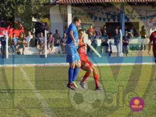 
<a style='margin-left: 5px;' class='btn btn-xs btn-social btn-facebook' href='https://www.facebook.com/sharer/sharer.php?u=https://www.boladovale.com.br/imgs/800-800-90/conteudo/fotos/1632/img4573.jpg' rel='popup' data-width='500' data-height='400'><i class='fa fa-facebook'></i>Compartilhar <span class='hidden-xs'>no Facebook</span>
</a> 
<a class='btn btn-default btn-xs' target='_blank' href='imgs/800-800-90/conteudo/fotos/1632/img4573.jpg'>
<span class='glyphicon glyphicon-cloud-download'></span> Salvar
</a> 
<span></span>