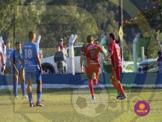 
<a style='margin-left: 5px;' class='btn btn-xs btn-social btn-facebook' href='https://www.facebook.com/sharer/sharer.php?u=https://www.boladovale.com.br/imgs/800-800-90/conteudo/fotos/1632/img4583.jpg' rel='popup' data-width='500' data-height='400'><i class='fa fa-facebook'></i>Compartilhar <span class='hidden-xs'>no Facebook</span>
</a> 
<a class='btn btn-default btn-xs' target='_blank' href='imgs/800-800-90/conteudo/fotos/1632/img4583.jpg'>
<span class='glyphicon glyphicon-cloud-download'></span> Salvar
</a> 
<span></span>