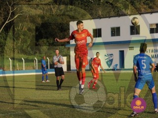 
<a style='margin-left: 5px;' class='btn btn-xs btn-social btn-facebook' href='https://www.facebook.com/sharer/sharer.php?u=https://www.boladovale.com.br/imgs/800-800-90/conteudo/fotos/1632/img4672.jpg' rel='popup' data-width='500' data-height='400'><i class='fa fa-facebook'></i>Compartilhar <span class='hidden-xs'>no Facebook</span>
</a> 
<a class='btn btn-default btn-xs' target='_blank' href='imgs/800-800-90/conteudo/fotos/1632/img4672.jpg'>
<span class='glyphicon glyphicon-cloud-download'></span> Salvar
</a> 
<span></span>