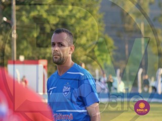 
<a style='margin-left: 5px;' class='btn btn-xs btn-social btn-facebook' href='https://www.facebook.com/sharer/sharer.php?u=https://www.boladovale.com.br/imgs/800-800-90/conteudo/fotos/1632/img4686.jpg' rel='popup' data-width='500' data-height='400'><i class='fa fa-facebook'></i>Compartilhar <span class='hidden-xs'>no Facebook</span>
</a> 
<a class='btn btn-default btn-xs' target='_blank' href='imgs/800-800-90/conteudo/fotos/1632/img4686.jpg'>
<span class='glyphicon glyphicon-cloud-download'></span> Salvar
</a> 
<span></span>