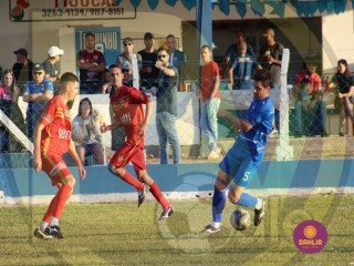 
<a style='margin-left: 5px;' class='btn btn-xs btn-social btn-facebook' href='https://www.facebook.com/sharer/sharer.php?u=https://www.boladovale.com.br/imgs/800-800-90/conteudo/fotos/1632/img4687.jpg' rel='popup' data-width='500' data-height='400'><i class='fa fa-facebook'></i>Compartilhar <span class='hidden-xs'>no Facebook</span>
</a> 
<a class='btn btn-default btn-xs' target='_blank' href='imgs/800-800-90/conteudo/fotos/1632/img4687.jpg'>
<span class='glyphicon glyphicon-cloud-download'></span> Salvar
</a> 
<span></span>