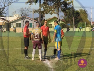 
<a style='margin-left: 5px;' class='btn btn-xs btn-social btn-facebook' href='https://www.facebook.com/sharer/sharer.php?u=https://www.boladovale.com.br/imgs/800-800-90/conteudo/fotos/1633/img4224.jpg' rel='popup' data-width='500' data-height='400'><i class='fa fa-facebook'></i>Compartilhar <span class='hidden-xs'>no Facebook</span>
</a> 
<a class='btn btn-default btn-xs' target='_blank' href='imgs/800-800-90/conteudo/fotos/1633/img4224.jpg'>
<span class='glyphicon glyphicon-cloud-download'></span> Salvar
</a> 
<span></span>