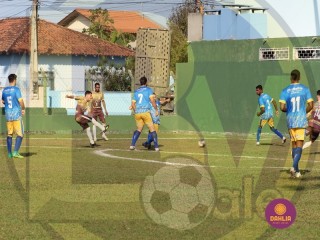 
<a style='margin-left: 5px;' class='btn btn-xs btn-social btn-facebook' href='https://www.facebook.com/sharer/sharer.php?u=https://www.boladovale.com.br/imgs/800-800-90/conteudo/fotos/1633/img4234.jpg' rel='popup' data-width='500' data-height='400'><i class='fa fa-facebook'></i>Compartilhar <span class='hidden-xs'>no Facebook</span>
</a> 
<a class='btn btn-default btn-xs' target='_blank' href='imgs/800-800-90/conteudo/fotos/1633/img4234.jpg'>
<span class='glyphicon glyphicon-cloud-download'></span> Salvar
</a> 
<span></span>
