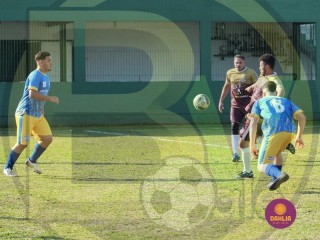 
<a style='margin-left: 5px;' class='btn btn-xs btn-social btn-facebook' href='https://www.facebook.com/sharer/sharer.php?u=https://www.boladovale.com.br/imgs/800-800-90/conteudo/fotos/1633/img4241.jpg' rel='popup' data-width='500' data-height='400'><i class='fa fa-facebook'></i>Compartilhar <span class='hidden-xs'>no Facebook</span>
</a> 
<a class='btn btn-default btn-xs' target='_blank' href='imgs/800-800-90/conteudo/fotos/1633/img4241.jpg'>
<span class='glyphicon glyphicon-cloud-download'></span> Salvar
</a> 
<span></span>