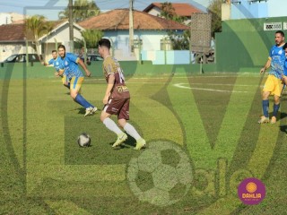 
<a style='margin-left: 5px;' class='btn btn-xs btn-social btn-facebook' href='https://www.facebook.com/sharer/sharer.php?u=https://www.boladovale.com.br/imgs/800-800-90/conteudo/fotos/1633/img4242.jpg' rel='popup' data-width='500' data-height='400'><i class='fa fa-facebook'></i>Compartilhar <span class='hidden-xs'>no Facebook</span>
</a> 
<a class='btn btn-default btn-xs' target='_blank' href='imgs/800-800-90/conteudo/fotos/1633/img4242.jpg'>
<span class='glyphicon glyphicon-cloud-download'></span> Salvar
</a> 
<span></span>