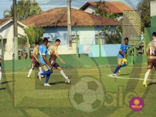 
<a style='margin-left: 5px;' class='btn btn-xs btn-social btn-facebook' href='https://www.facebook.com/sharer/sharer.php?u=https://www.boladovale.com.br/imgs/800-800-90/conteudo/fotos/1633/img4244.jpg' rel='popup' data-width='500' data-height='400'><i class='fa fa-facebook'></i>Compartilhar <span class='hidden-xs'>no Facebook</span>
</a> 
<a class='btn btn-default btn-xs' target='_blank' href='imgs/800-800-90/conteudo/fotos/1633/img4244.jpg'>
<span class='glyphicon glyphicon-cloud-download'></span> Salvar
</a> 
<span></span>