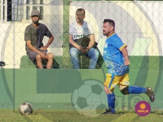 
<a style='margin-left: 5px;' class='btn btn-xs btn-social btn-facebook' href='https://www.facebook.com/sharer/sharer.php?u=https://www.boladovale.com.br/imgs/800-800-90/conteudo/fotos/1633/img4265.jpg' rel='popup' data-width='500' data-height='400'><i class='fa fa-facebook'></i>Compartilhar <span class='hidden-xs'>no Facebook</span>
</a> 
<a class='btn btn-default btn-xs' target='_blank' href='imgs/800-800-90/conteudo/fotos/1633/img4265.jpg'>
<span class='glyphicon glyphicon-cloud-download'></span> Salvar
</a> 
<span></span>