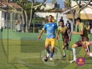 
<a style='margin-left: 5px;' class='btn btn-xs btn-social btn-facebook' href='https://www.facebook.com/sharer/sharer.php?u=https://www.boladovale.com.br/imgs/800-800-90/conteudo/fotos/1633/img4295.jpg' rel='popup' data-width='500' data-height='400'><i class='fa fa-facebook'></i>Compartilhar <span class='hidden-xs'>no Facebook</span>
</a> 
<a class='btn btn-default btn-xs' target='_blank' href='imgs/800-800-90/conteudo/fotos/1633/img4295.jpg'>
<span class='glyphicon glyphicon-cloud-download'></span> Salvar
</a> 
<span></span>