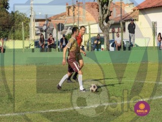 
<a style='margin-left: 5px;' class='btn btn-xs btn-social btn-facebook' href='https://www.facebook.com/sharer/sharer.php?u=https://www.boladovale.com.br/imgs/800-800-90/conteudo/fotos/1633/img4309.jpg' rel='popup' data-width='500' data-height='400'><i class='fa fa-facebook'></i>Compartilhar <span class='hidden-xs'>no Facebook</span>
</a> 
<a class='btn btn-default btn-xs' target='_blank' href='imgs/800-800-90/conteudo/fotos/1633/img4309.jpg'>
<span class='glyphicon glyphicon-cloud-download'></span> Salvar
</a> 
<span></span>