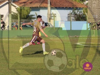 
<a style='margin-left: 5px;' class='btn btn-xs btn-social btn-facebook' href='https://www.facebook.com/sharer/sharer.php?u=https://www.boladovale.com.br/imgs/800-800-90/conteudo/fotos/1633/img4316.jpg' rel='popup' data-width='500' data-height='400'><i class='fa fa-facebook'></i>Compartilhar <span class='hidden-xs'>no Facebook</span>
</a> 
<a class='btn btn-default btn-xs' target='_blank' href='imgs/800-800-90/conteudo/fotos/1633/img4316.jpg'>
<span class='glyphicon glyphicon-cloud-download'></span> Salvar
</a> 
<span></span>