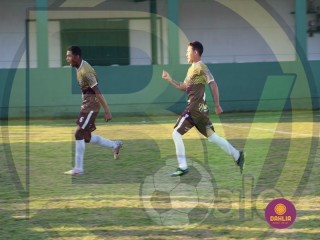 
<a style='margin-left: 5px;' class='btn btn-xs btn-social btn-facebook' href='https://www.facebook.com/sharer/sharer.php?u=https://www.boladovale.com.br/imgs/800-800-90/conteudo/fotos/1633/img4356.jpg' rel='popup' data-width='500' data-height='400'><i class='fa fa-facebook'></i>Compartilhar <span class='hidden-xs'>no Facebook</span>
</a> 
<a class='btn btn-default btn-xs' target='_blank' href='imgs/800-800-90/conteudo/fotos/1633/img4356.jpg'>
<span class='glyphicon glyphicon-cloud-download'></span> Salvar
</a> 
<span></span>