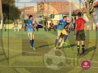 
<a style='margin-left: 5px;' class='btn btn-xs btn-social btn-facebook' href='https://www.facebook.com/sharer/sharer.php?u=https://www.boladovale.com.br/imgs/800-800-90/conteudo/fotos/1633/img4390.jpg' rel='popup' data-width='500' data-height='400'><i class='fa fa-facebook'></i>Compartilhar <span class='hidden-xs'>no Facebook</span>
</a> 
<a class='btn btn-default btn-xs' target='_blank' href='imgs/800-800-90/conteudo/fotos/1633/img4390.jpg'>
<span class='glyphicon glyphicon-cloud-download'></span> Salvar
</a> 
<span></span>