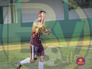 
<a style='margin-left: 5px;' class='btn btn-xs btn-social btn-facebook' href='https://www.facebook.com/sharer/sharer.php?u=https://www.boladovale.com.br/imgs/800-800-90/conteudo/fotos/1633/img4402.jpg' rel='popup' data-width='500' data-height='400'><i class='fa fa-facebook'></i>Compartilhar <span class='hidden-xs'>no Facebook</span>
</a> 
<a class='btn btn-default btn-xs' target='_blank' href='imgs/800-800-90/conteudo/fotos/1633/img4402.jpg'>
<span class='glyphicon glyphicon-cloud-download'></span> Salvar
</a> 
<span></span>