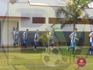 
<a style='margin-left: 5px;' class='btn btn-xs btn-social btn-facebook' href='https://www.facebook.com/sharer/sharer.php?u=https://www.boladovale.com.br/imgs/800-800-90/conteudo/fotos/1634/img4409.jpg' rel='popup' data-width='500' data-height='400'><i class='fa fa-facebook'></i>Compartilhar <span class='hidden-xs'>no Facebook</span>
</a> 
<a class='btn btn-default btn-xs' target='_blank' href='imgs/800-800-90/conteudo/fotos/1634/img4409.jpg'>
<span class='glyphicon glyphicon-cloud-download'></span> Salvar
</a> 
<span></span>