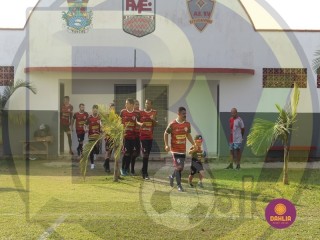 
<a style='margin-left: 5px;' class='btn btn-xs btn-social btn-facebook' href='https://www.facebook.com/sharer/sharer.php?u=https://www.boladovale.com.br/imgs/800-800-90/conteudo/fotos/1634/img4422.jpg' rel='popup' data-width='500' data-height='400'><i class='fa fa-facebook'></i>Compartilhar <span class='hidden-xs'>no Facebook</span>
</a> 
<a class='btn btn-default btn-xs' target='_blank' href='imgs/800-800-90/conteudo/fotos/1634/img4422.jpg'>
<span class='glyphicon glyphicon-cloud-download'></span> Salvar
</a> 
<span></span>