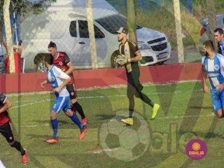 
<a style='margin-left: 5px;' class='btn btn-xs btn-social btn-facebook' href='https://www.facebook.com/sharer/sharer.php?u=https://www.boladovale.com.br/imgs/800-800-90/conteudo/fotos/1634/img4435.jpg' rel='popup' data-width='500' data-height='400'><i class='fa fa-facebook'></i>Compartilhar <span class='hidden-xs'>no Facebook</span>
</a> 
<a class='btn btn-default btn-xs' target='_blank' href='imgs/800-800-90/conteudo/fotos/1634/img4435.jpg'>
<span class='glyphicon glyphicon-cloud-download'></span> Salvar
</a> 
<span></span>