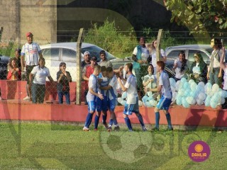
<a style='margin-left: 5px;' class='btn btn-xs btn-social btn-facebook' href='https://www.facebook.com/sharer/sharer.php?u=https://www.boladovale.com.br/imgs/800-800-90/conteudo/fotos/1634/img4492.jpg' rel='popup' data-width='500' data-height='400'><i class='fa fa-facebook'></i>Compartilhar <span class='hidden-xs'>no Facebook</span>
</a> 
<a class='btn btn-default btn-xs' target='_blank' href='imgs/800-800-90/conteudo/fotos/1634/img4492.jpg'>
<span class='glyphicon glyphicon-cloud-download'></span> Salvar
</a> 
<span></span>