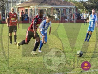 
<a style='margin-left: 5px;' class='btn btn-xs btn-social btn-facebook' href='https://www.facebook.com/sharer/sharer.php?u=https://www.boladovale.com.br/imgs/800-800-90/conteudo/fotos/1634/img4527.jpg' rel='popup' data-width='500' data-height='400'><i class='fa fa-facebook'></i>Compartilhar <span class='hidden-xs'>no Facebook</span>
</a> 
<a class='btn btn-default btn-xs' target='_blank' href='imgs/800-800-90/conteudo/fotos/1634/img4527.jpg'>
<span class='glyphicon glyphicon-cloud-download'></span> Salvar
</a> 
<span></span>