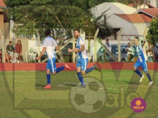 
<a style='margin-left: 5px;' class='btn btn-xs btn-social btn-facebook' href='https://www.facebook.com/sharer/sharer.php?u=https://www.boladovale.com.br/imgs/800-800-90/conteudo/fotos/1634/img4565.jpg' rel='popup' data-width='500' data-height='400'><i class='fa fa-facebook'></i>Compartilhar <span class='hidden-xs'>no Facebook</span>
</a> 
<a class='btn btn-default btn-xs' target='_blank' href='imgs/800-800-90/conteudo/fotos/1634/img4565.jpg'>
<span class='glyphicon glyphicon-cloud-download'></span> Salvar
</a> 
<span></span>