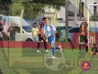 
<a style='margin-left: 5px;' class='btn btn-xs btn-social btn-facebook' href='https://www.facebook.com/sharer/sharer.php?u=https://www.boladovale.com.br/imgs/800-800-90/conteudo/fotos/1634/img4602.jpg' rel='popup' data-width='500' data-height='400'><i class='fa fa-facebook'></i>Compartilhar <span class='hidden-xs'>no Facebook</span>
</a> 
<a class='btn btn-default btn-xs' target='_blank' href='imgs/800-800-90/conteudo/fotos/1634/img4602.jpg'>
<span class='glyphicon glyphicon-cloud-download'></span> Salvar
</a> 
<span></span>