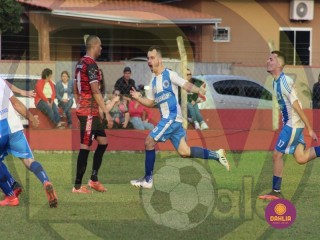 
<a style='margin-left: 5px;' class='btn btn-xs btn-social btn-facebook' href='https://www.facebook.com/sharer/sharer.php?u=https://www.boladovale.com.br/imgs/800-800-90/conteudo/fotos/1634/img4606.jpg' rel='popup' data-width='500' data-height='400'><i class='fa fa-facebook'></i>Compartilhar <span class='hidden-xs'>no Facebook</span>
</a> 
<a class='btn btn-default btn-xs' target='_blank' href='imgs/800-800-90/conteudo/fotos/1634/img4606.jpg'>
<span class='glyphicon glyphicon-cloud-download'></span> Salvar
</a> 
<span></span>