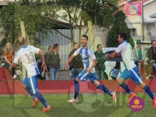 
<a style='margin-left: 5px;' class='btn btn-xs btn-social btn-facebook' href='https://www.facebook.com/sharer/sharer.php?u=https://www.boladovale.com.br/imgs/800-800-90/conteudo/fotos/1634/img4674.jpg' rel='popup' data-width='500' data-height='400'><i class='fa fa-facebook'></i>Compartilhar <span class='hidden-xs'>no Facebook</span>
</a> 
<a class='btn btn-default btn-xs' target='_blank' href='imgs/800-800-90/conteudo/fotos/1634/img4674.jpg'>
<span class='glyphicon glyphicon-cloud-download'></span> Salvar
</a> 
<span></span>